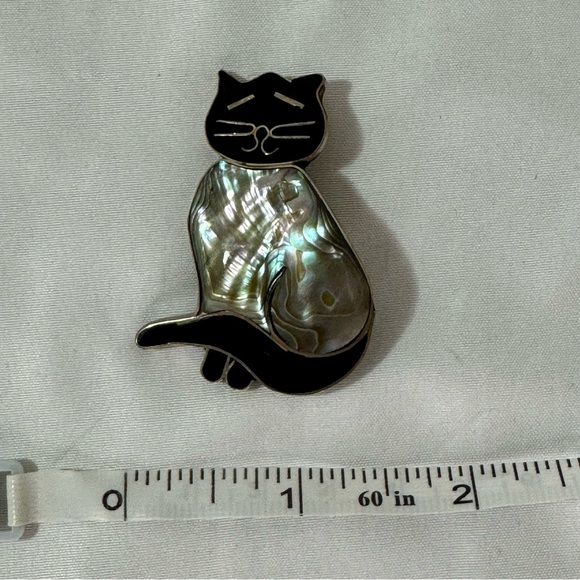 VINTAGE ABALONE INLAY CAT BROOCH, PIN, MEXICO,  ALPACA - Picture 5 of 5